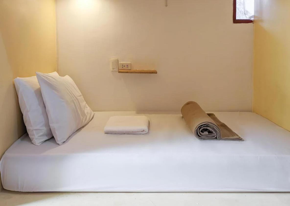 Lexias Hostel And Workspace - Siargao Catangnan Exteriör bild